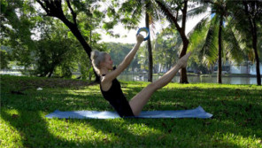 Сила бёдер и пресса с роллом